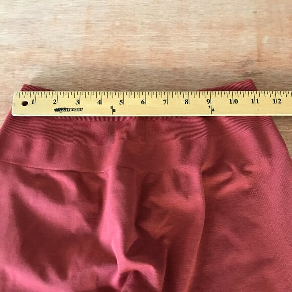 Alphalete Athletic Leggings Women L Red Mid Rise Elastic Waist Athleisure Yoga - Picture 9 of 12